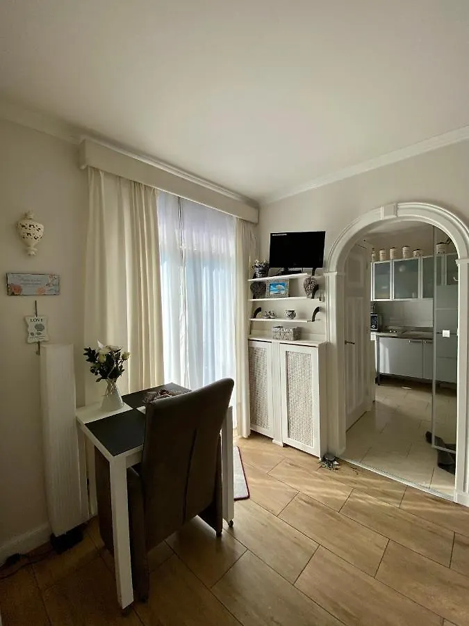 Mevira Appartement Zandvoort 0*,